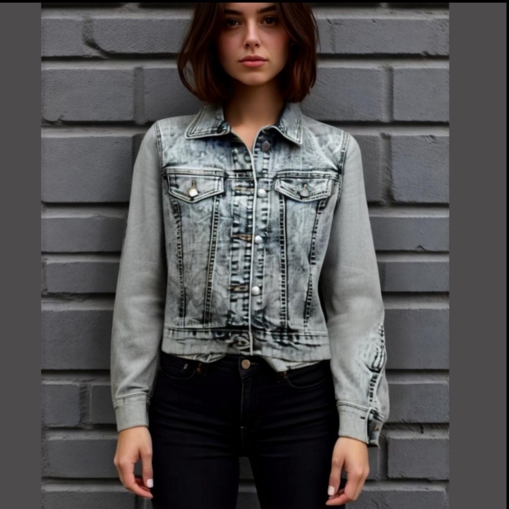 Stylish Gray Denim WJ WAX JEAN Design Lab Streetwear Button Front Jacket New!